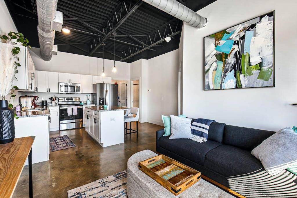 Brand New Condo Near Downtown Nash W Washer Dryer ناشفيل المظهر الخارجي الصورة