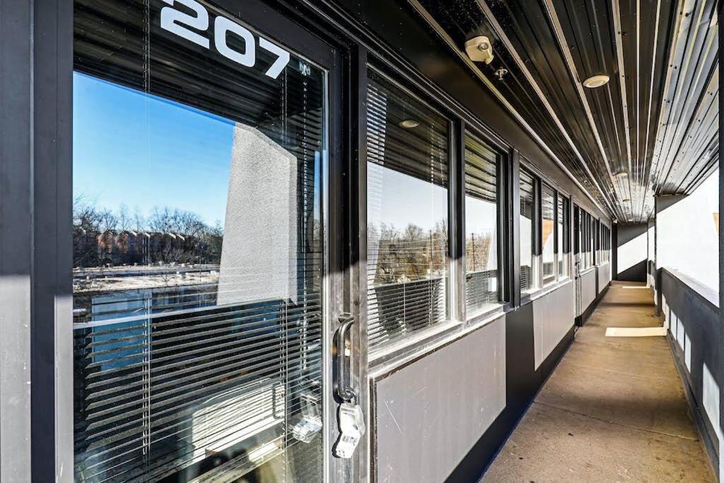 Brand New Condo Near Downtown Nash W Washer Dryer ناشفيل المظهر الخارجي الصورة